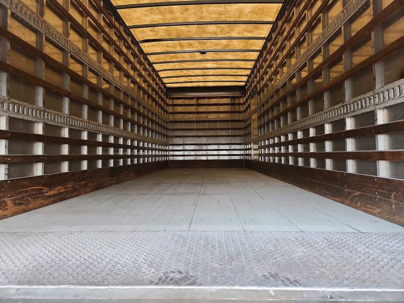 2016 Freightliner Business Class M2 BOX Truck