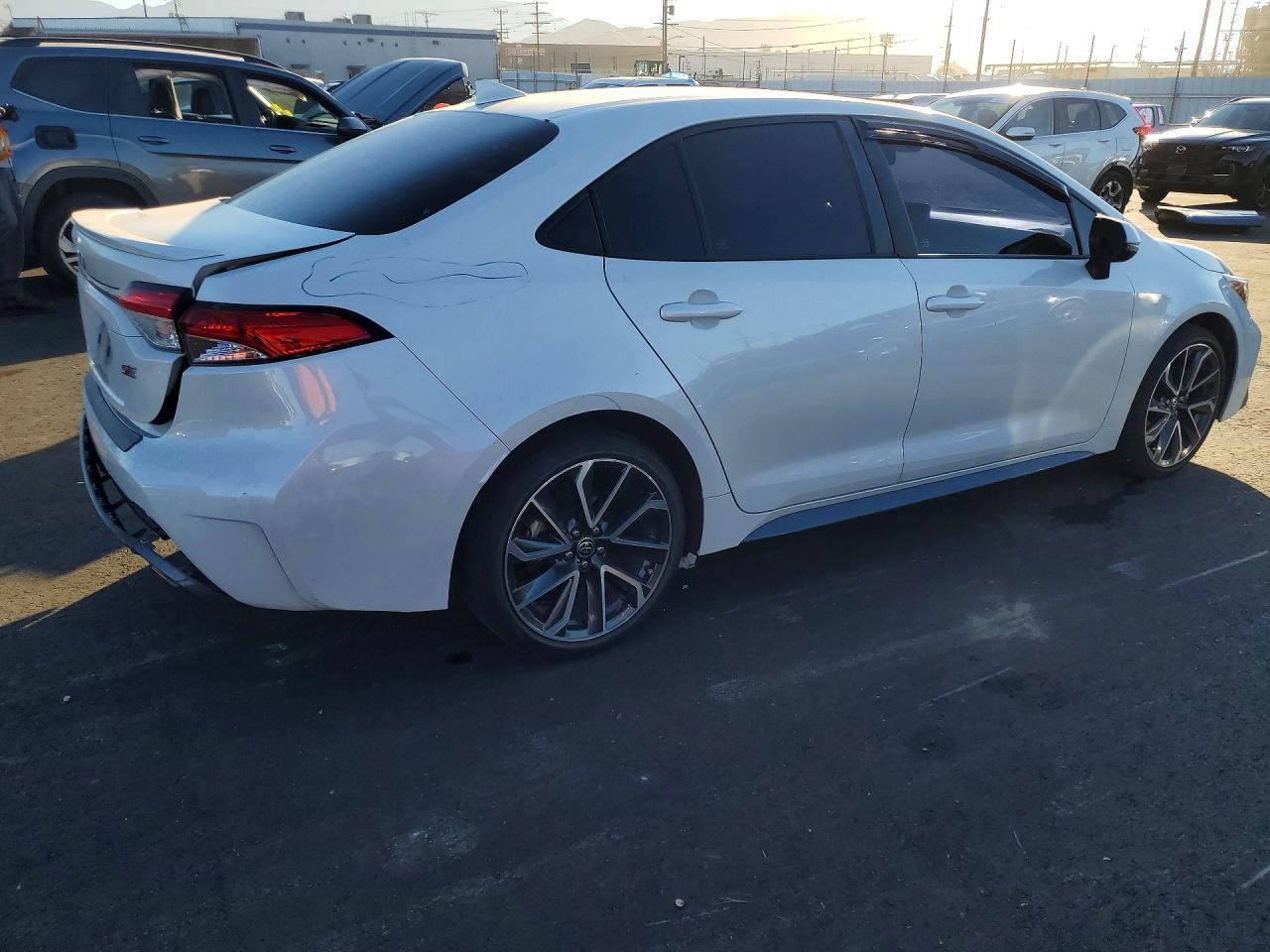 2020 Toyota Corolla Hatchback se