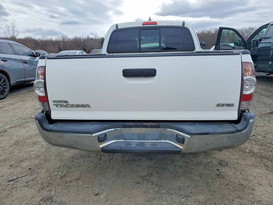 2014 Toyota Tacoma Base