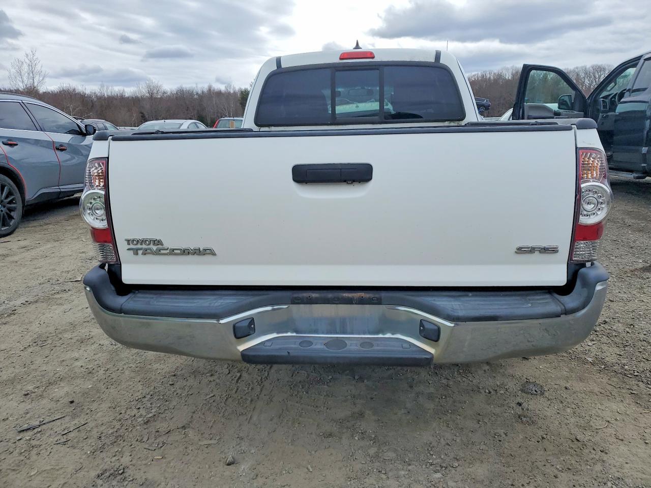 2014 Toyota Tacoma Base