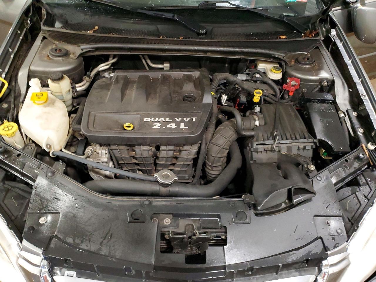 2012 Chrysler 200 lx