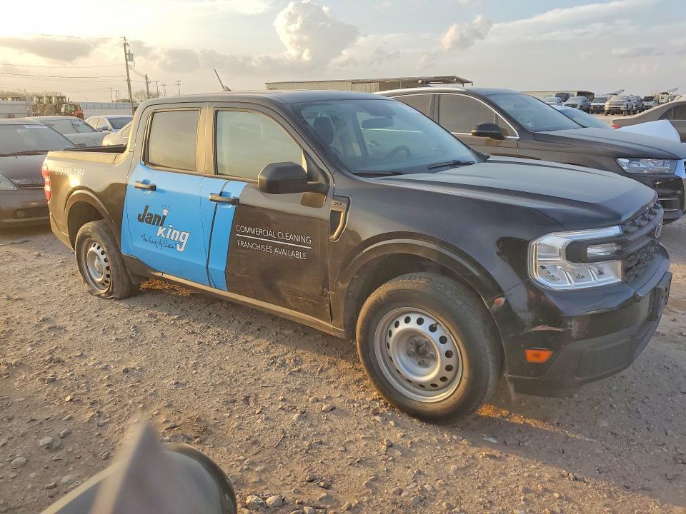2022 Ford Maverick XL