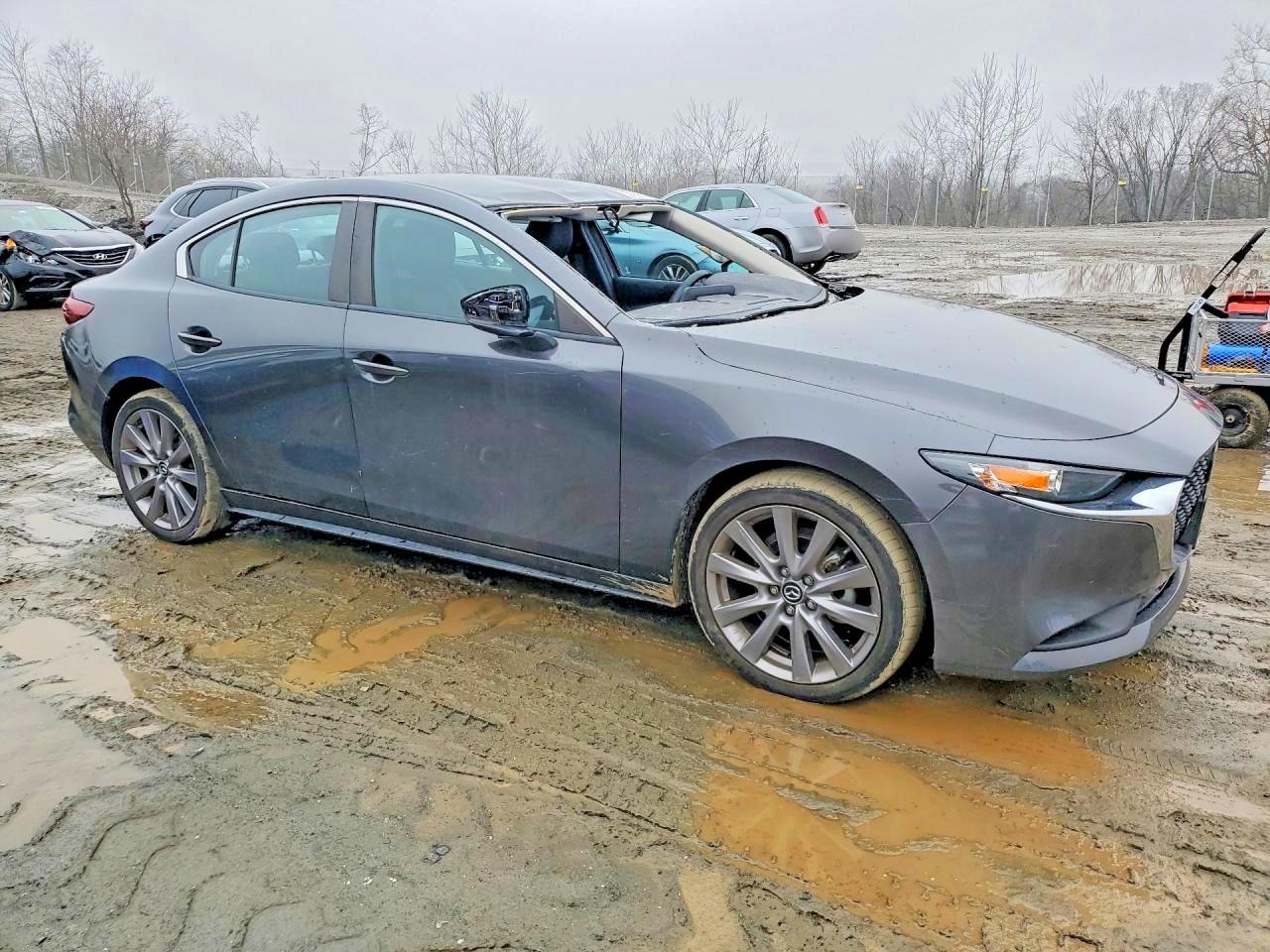 2022 Mazda 3 Select