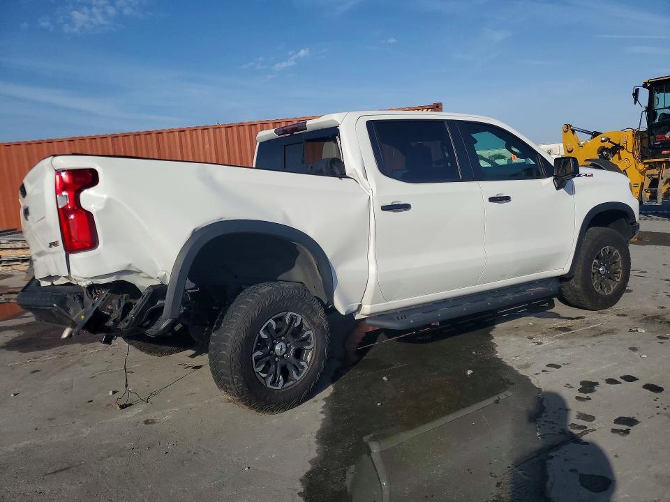 2023 Chevrolet Silverado K1500 ZR2
