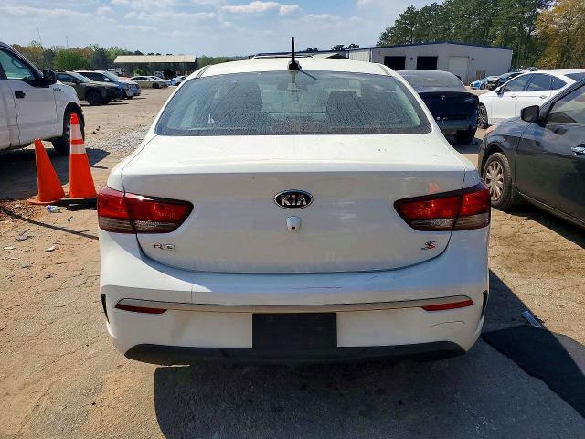 2021 KIA Rio s