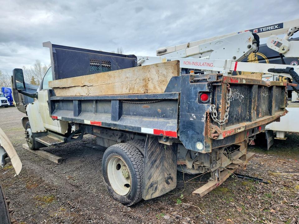 2003 Chevrolet C4500 C4C0-Dump Truck