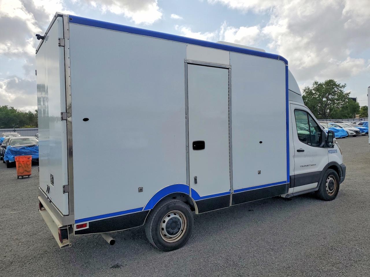 2020 Ford Transit Delivery Truck