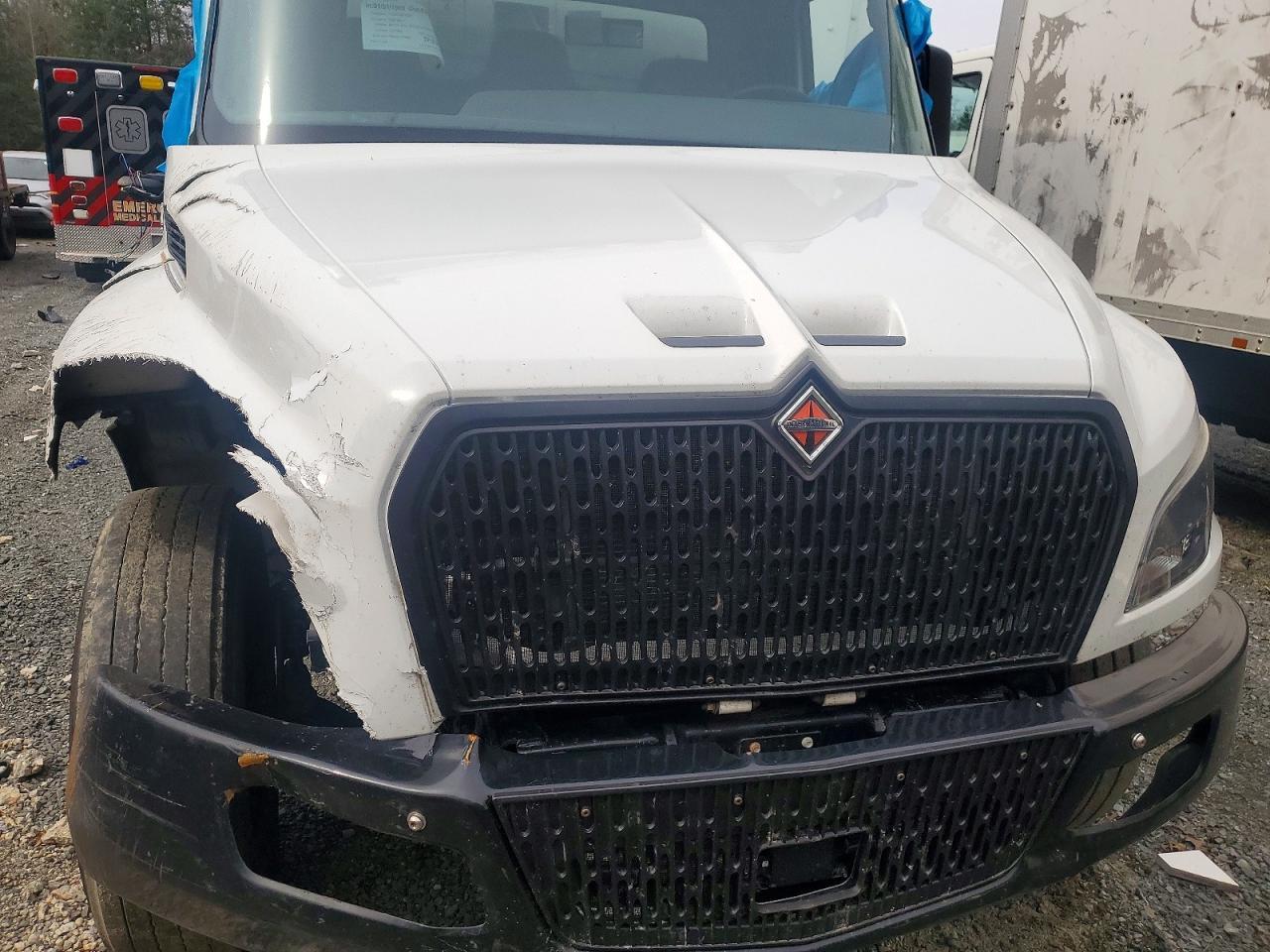 2023 International MV607 BOX Truck