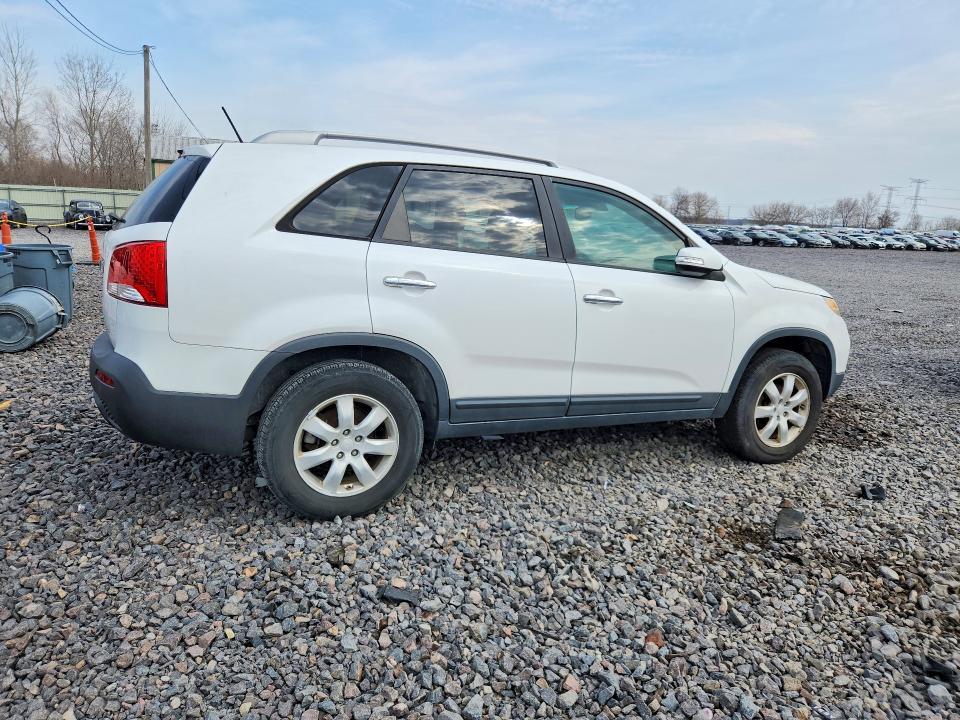 2011 KIA Sorento lx