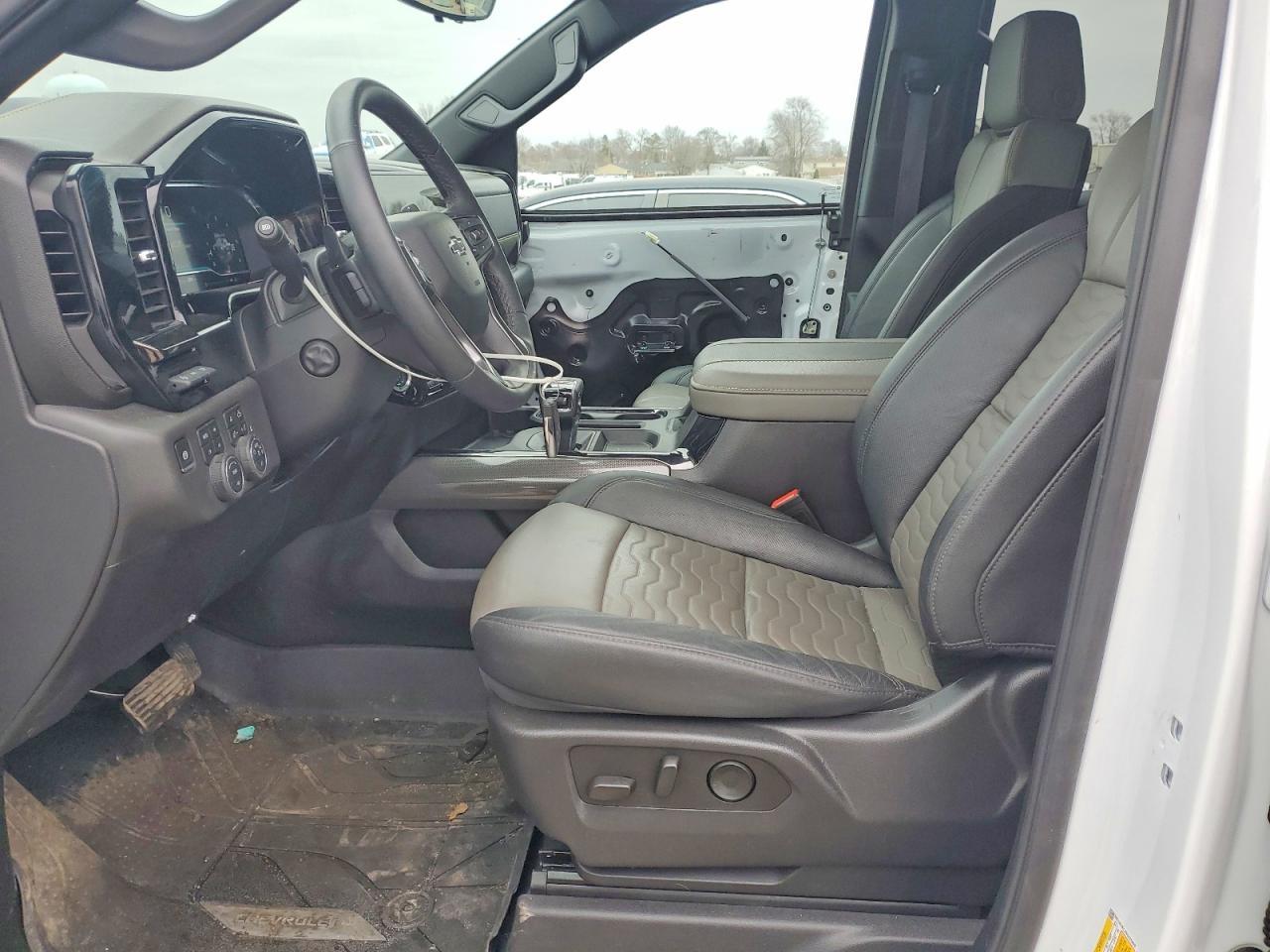 2025 Chevrolet Silverado K1500 ZR2