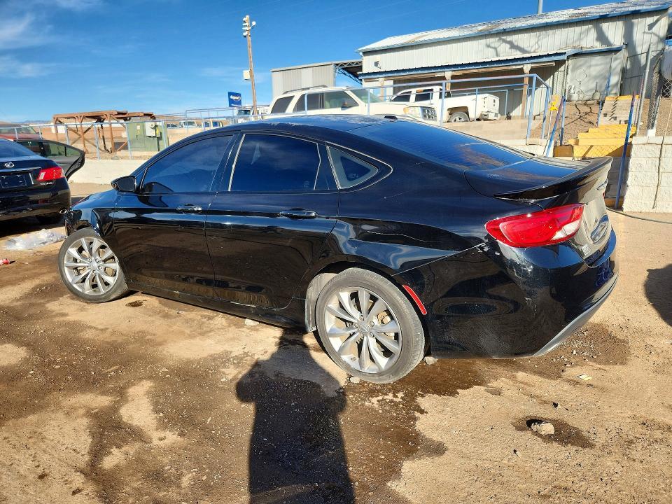 2016 Chrysler 200 s