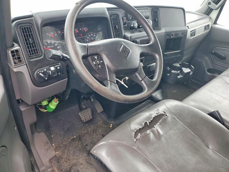 2020 International MV607 BOX Truck