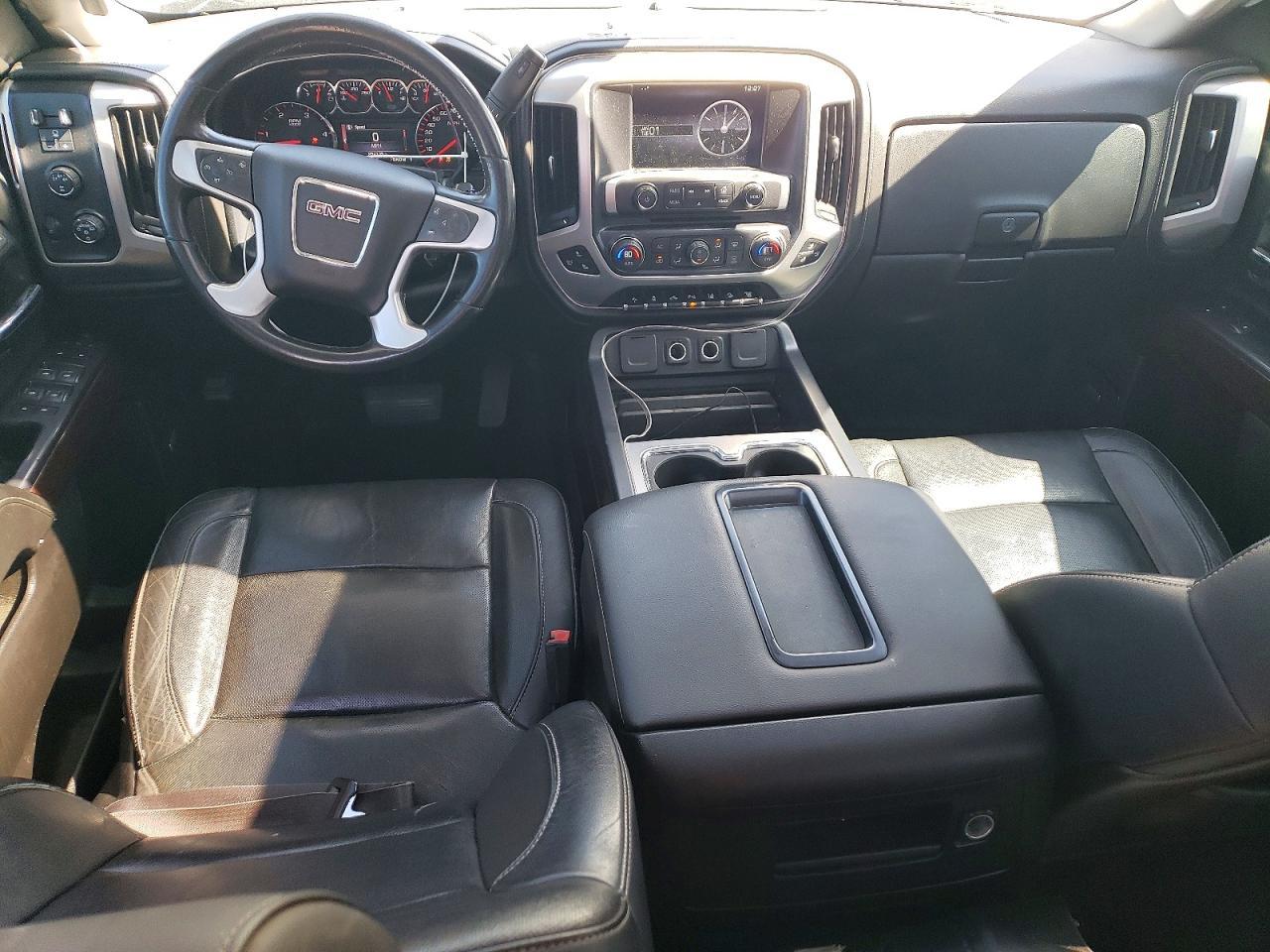 2015 GMC Sierra K2500 SLT
