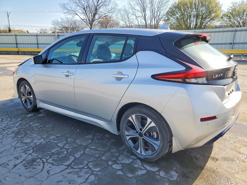 2022 Nissan Leaf sv