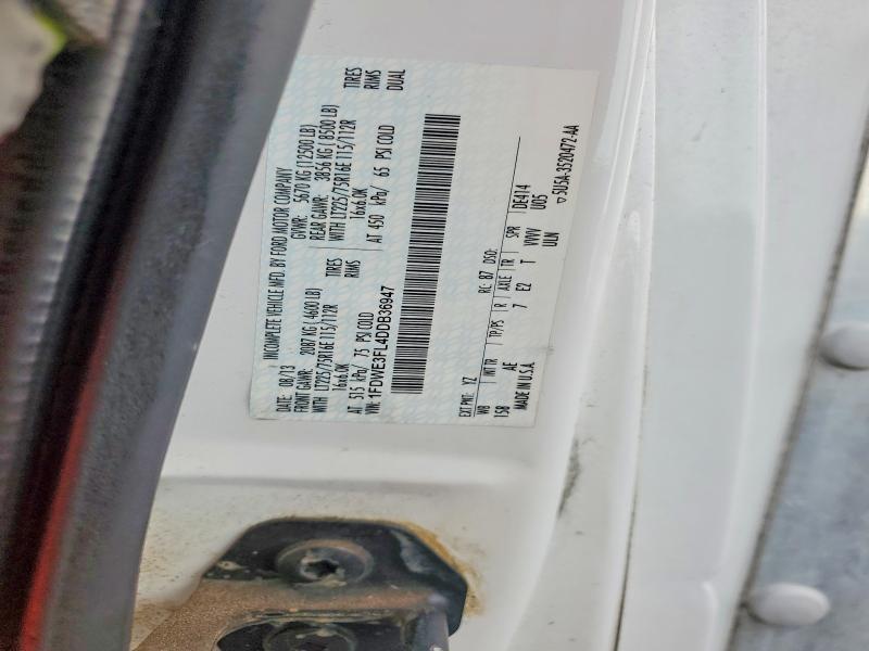 2013 Ford E250 BOX Truck