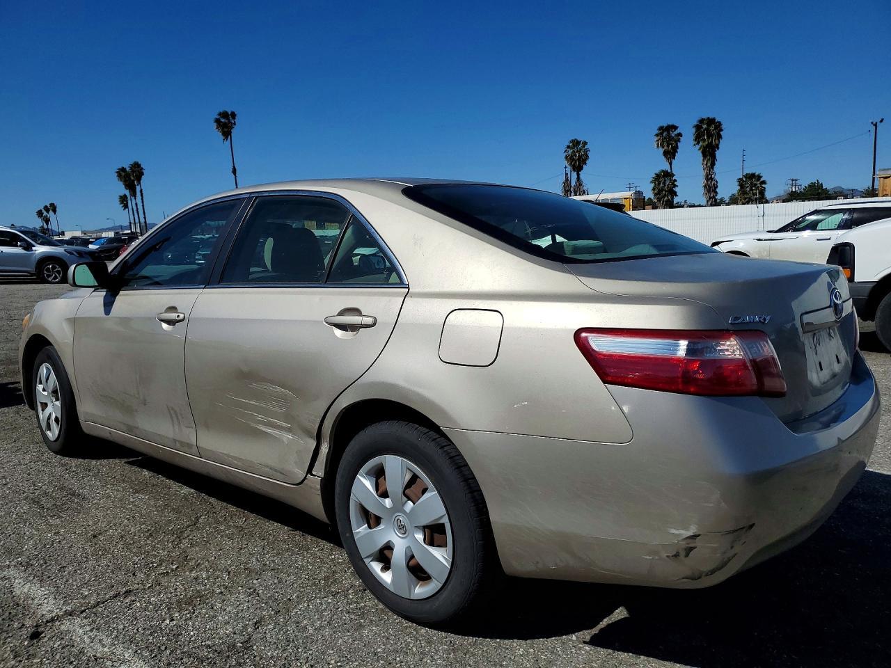 2007 Toyota Camry le