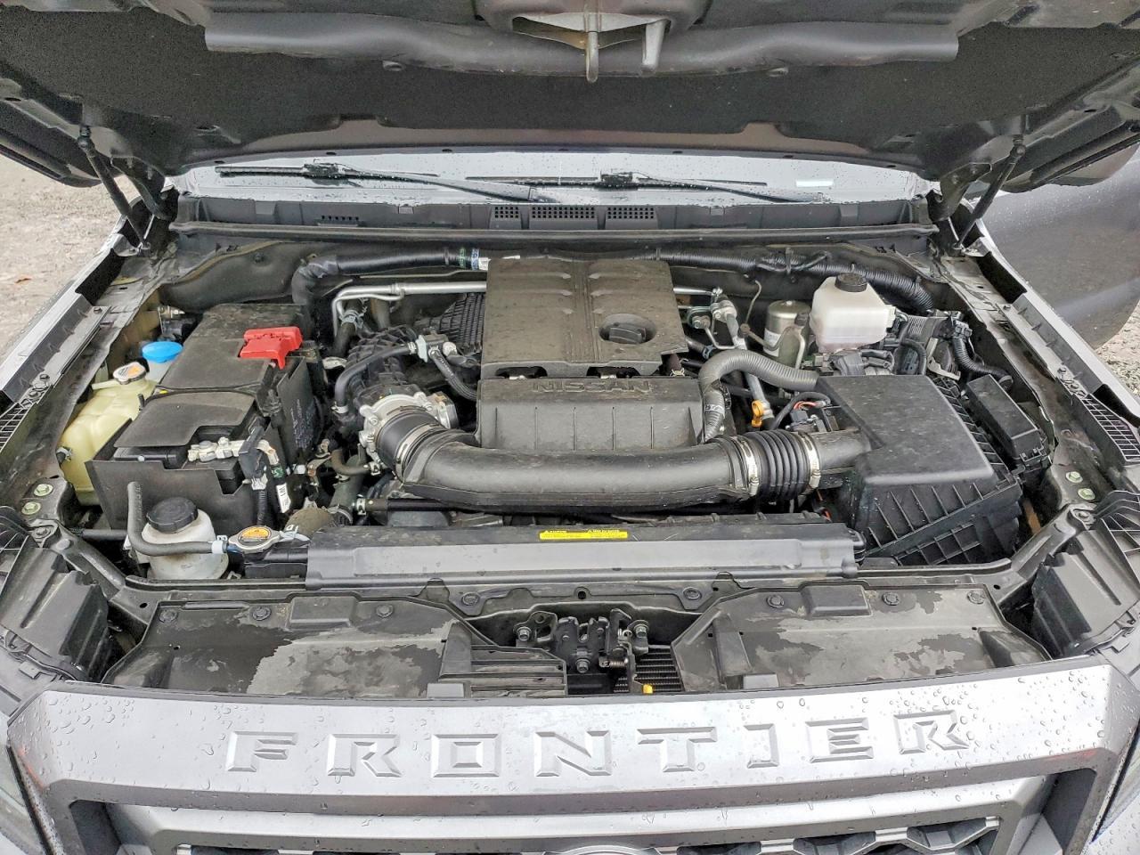 2024 Nissan Frontier SV