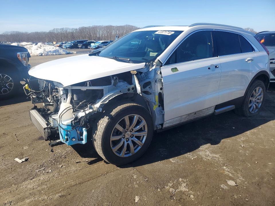 2020 Cadillac XT4 Premium Luxury