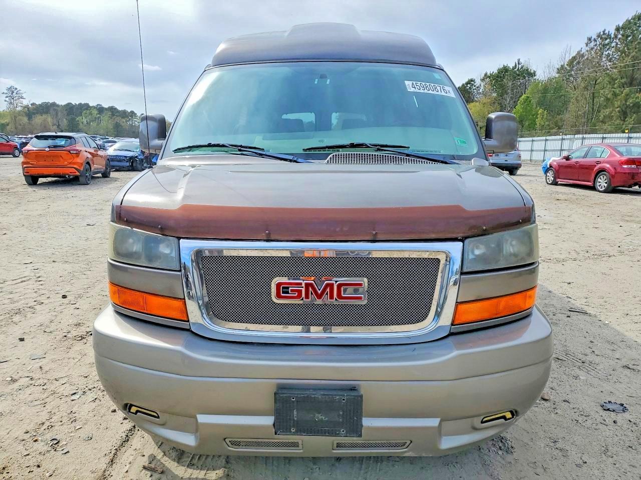 2013 GMC Savana
