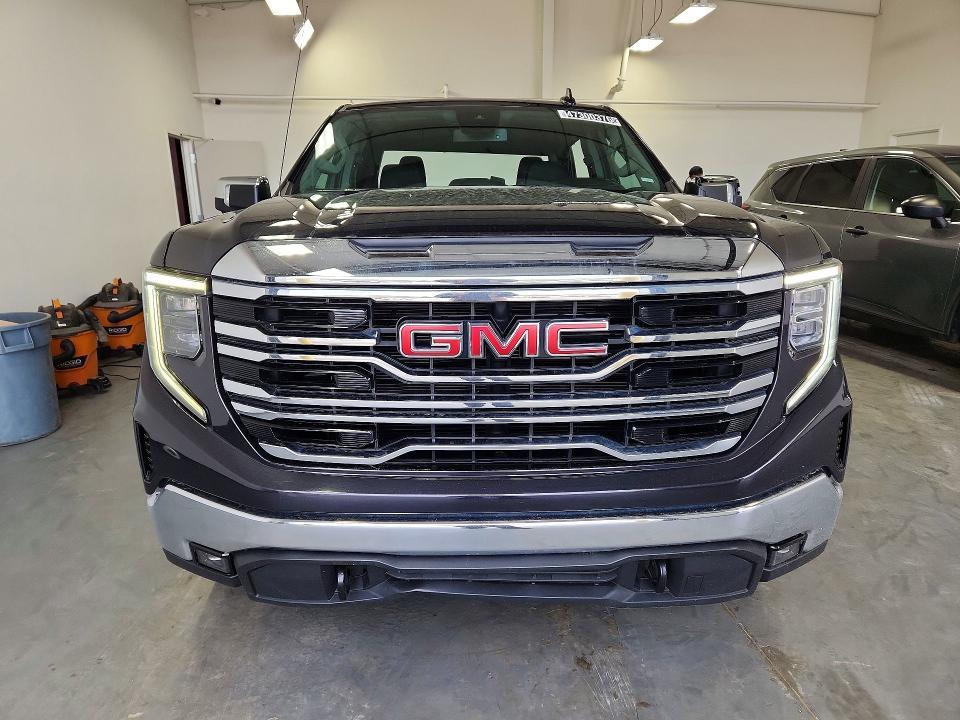 2025 GMC Sierra C1500 slt