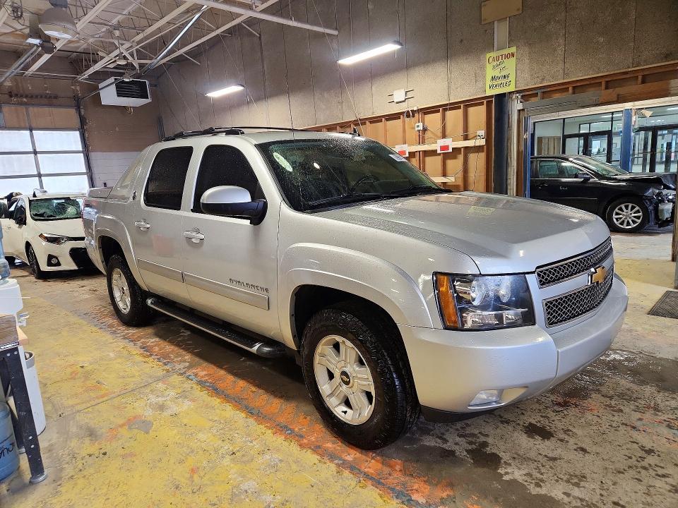 2013 Chevrolet Avalanche LT