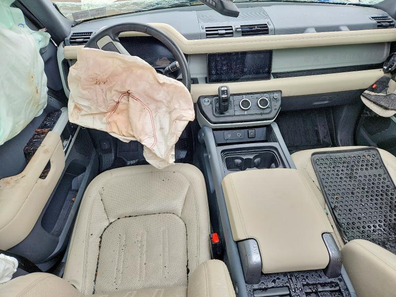 2022 Land Rover Defender 110 se