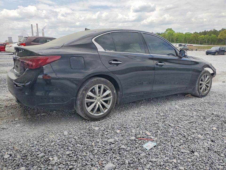 2015 Infiniti Q50 Base