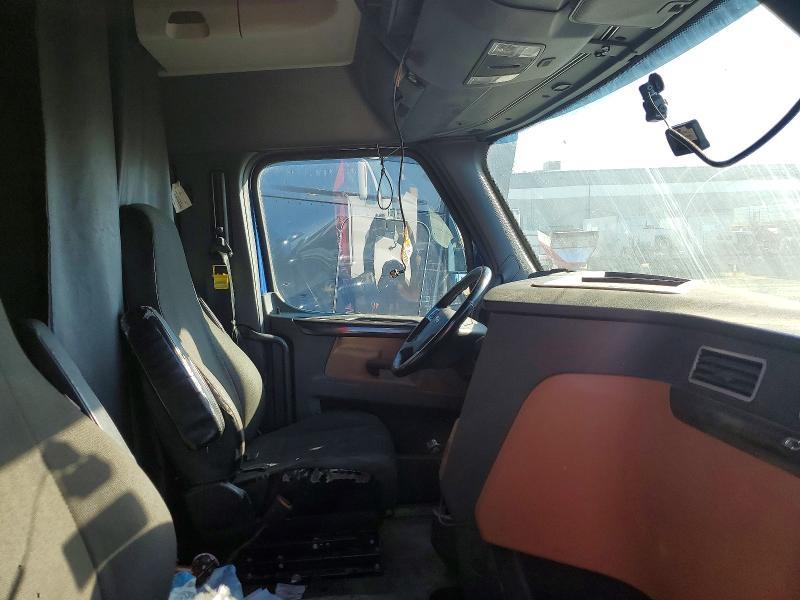 2022 Freightliner Cascadia 126 Semi Truck