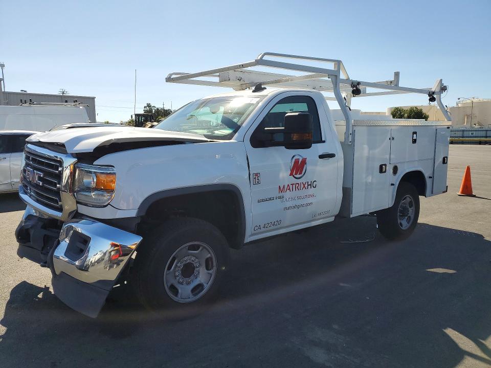 2017 GMC Sierra Utility / Service Truck