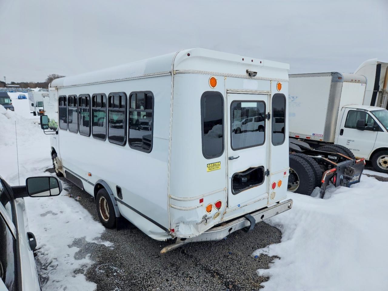 2016 Ford E450 Shuttle Bus