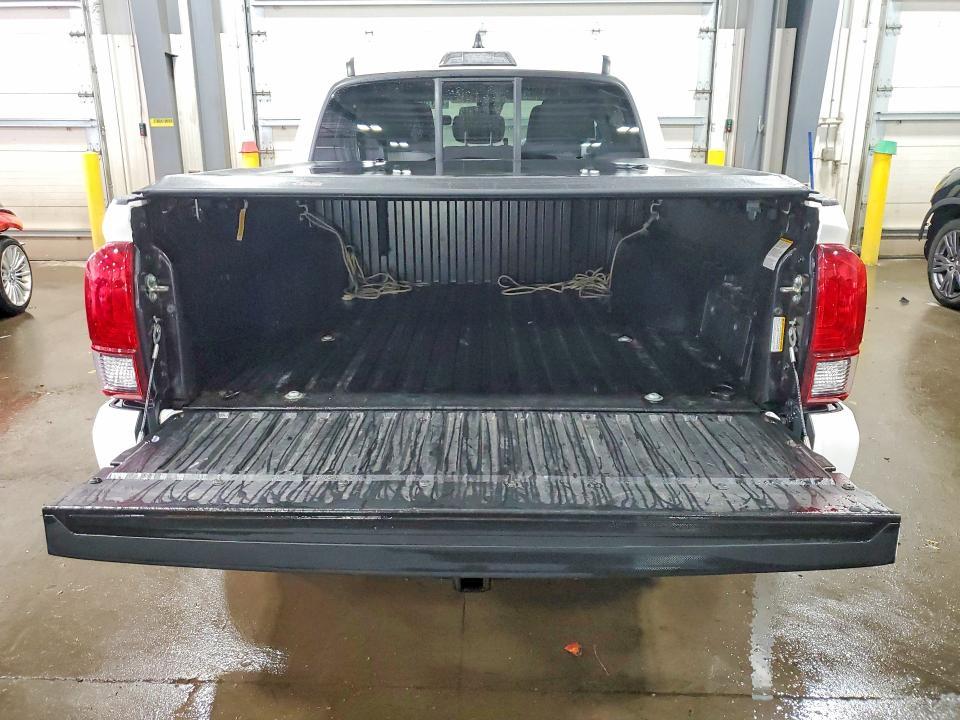 2020 Toyota Tacoma SR V6