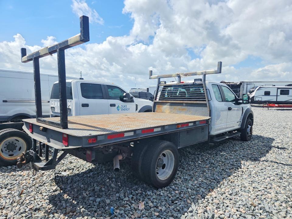 2020 Ford F550 Super Duty Flatbed Truck