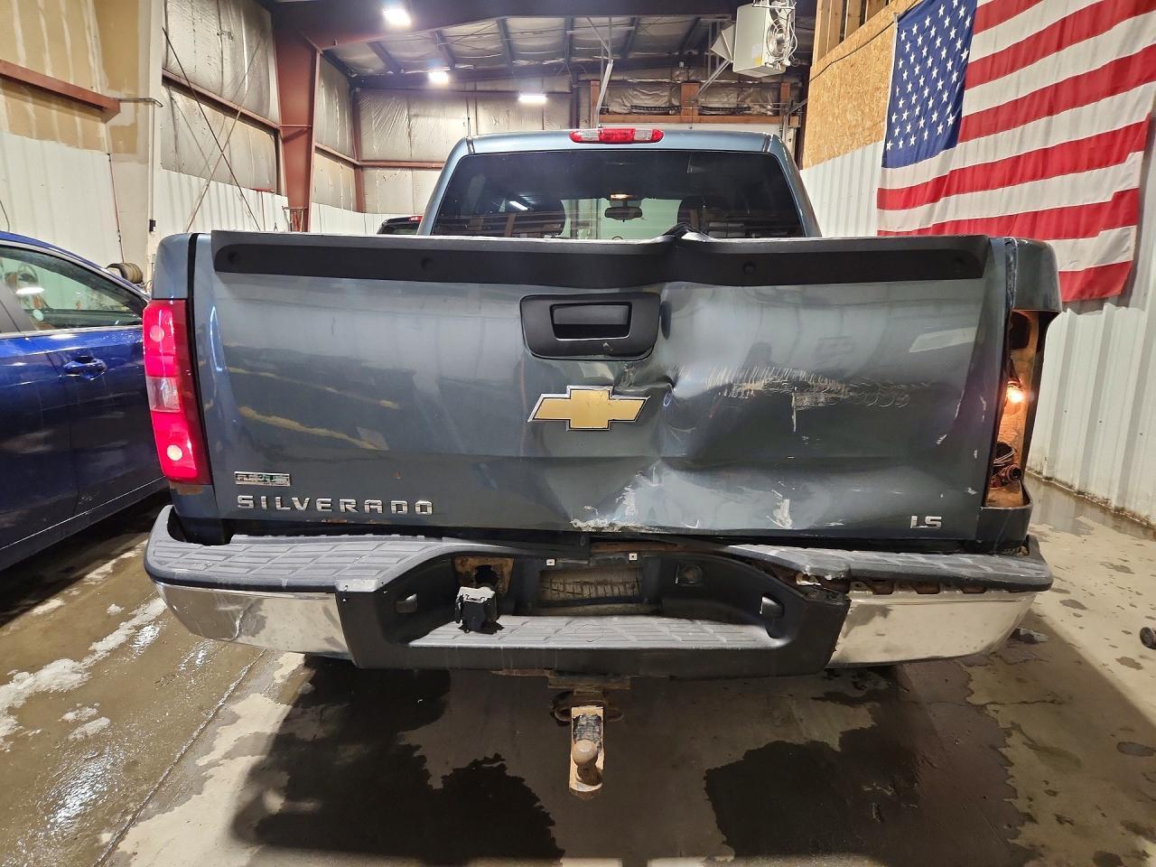 2011 Chevrolet Silverado K1500 LS