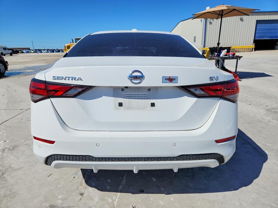 2022 Nissan Sentra sv