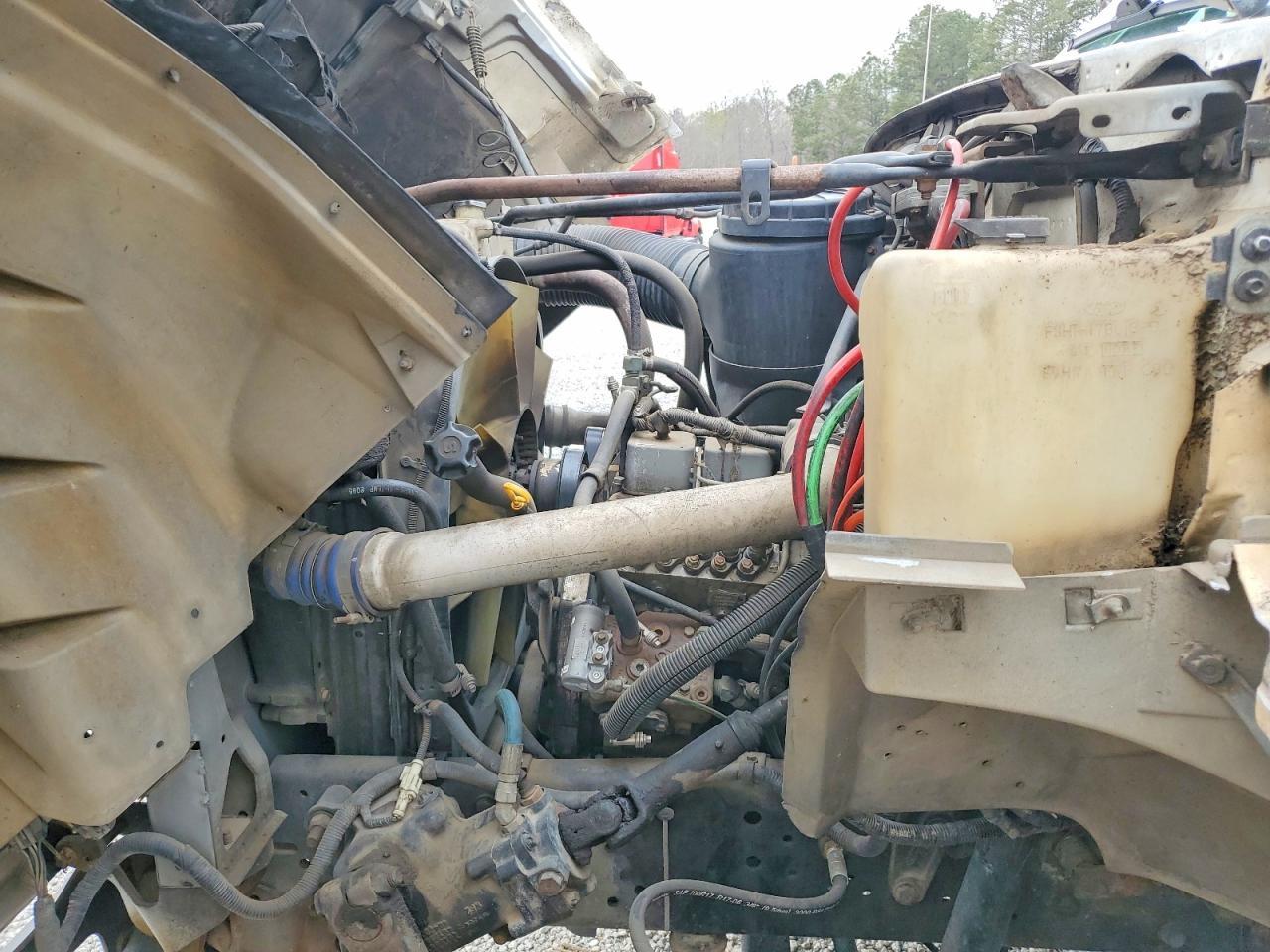 1996 Ford F800 Truck Cab AND Chassis