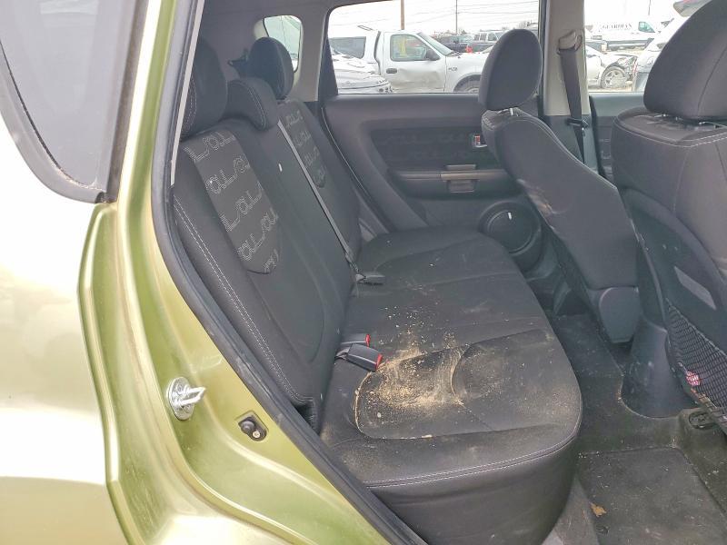 2013 KIA Soul +