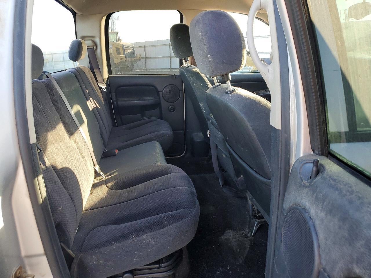 2004 Dodge RAM 2500 ST