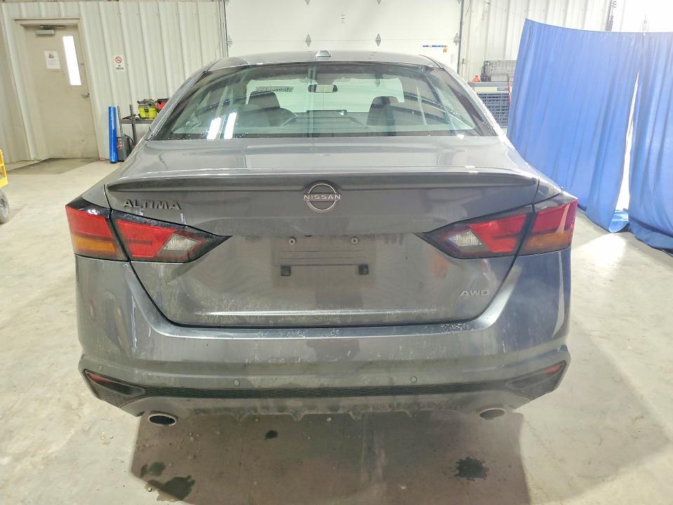 2025 Nissan Altima 2.5 sv