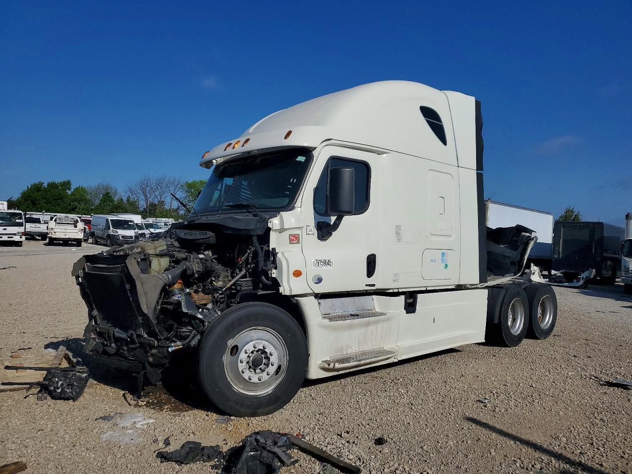 2015 Freigliner 2015 Freightliner Cascadia 1-Semi Truck
