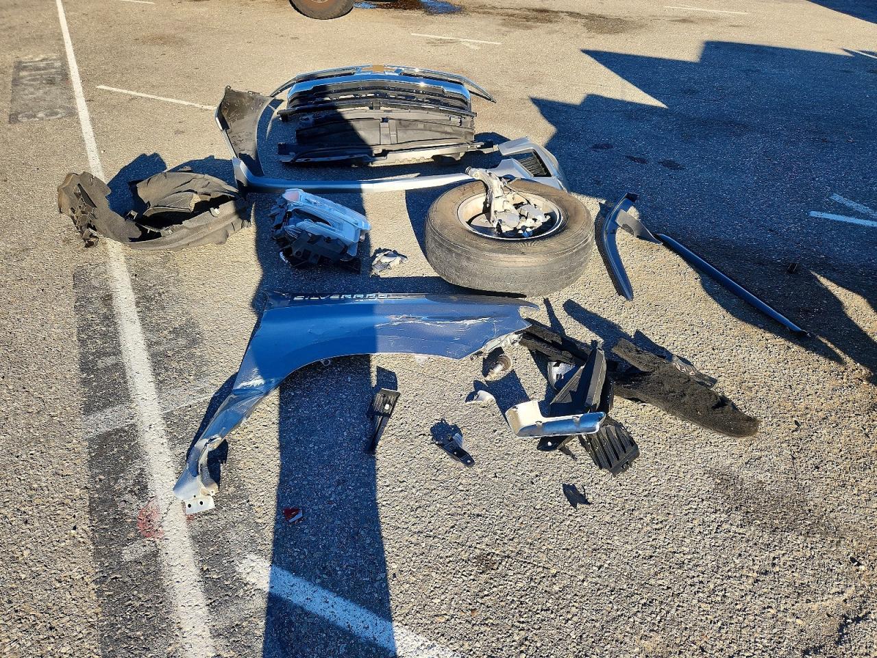 2024 Chevrolet Silverado C1500 LT