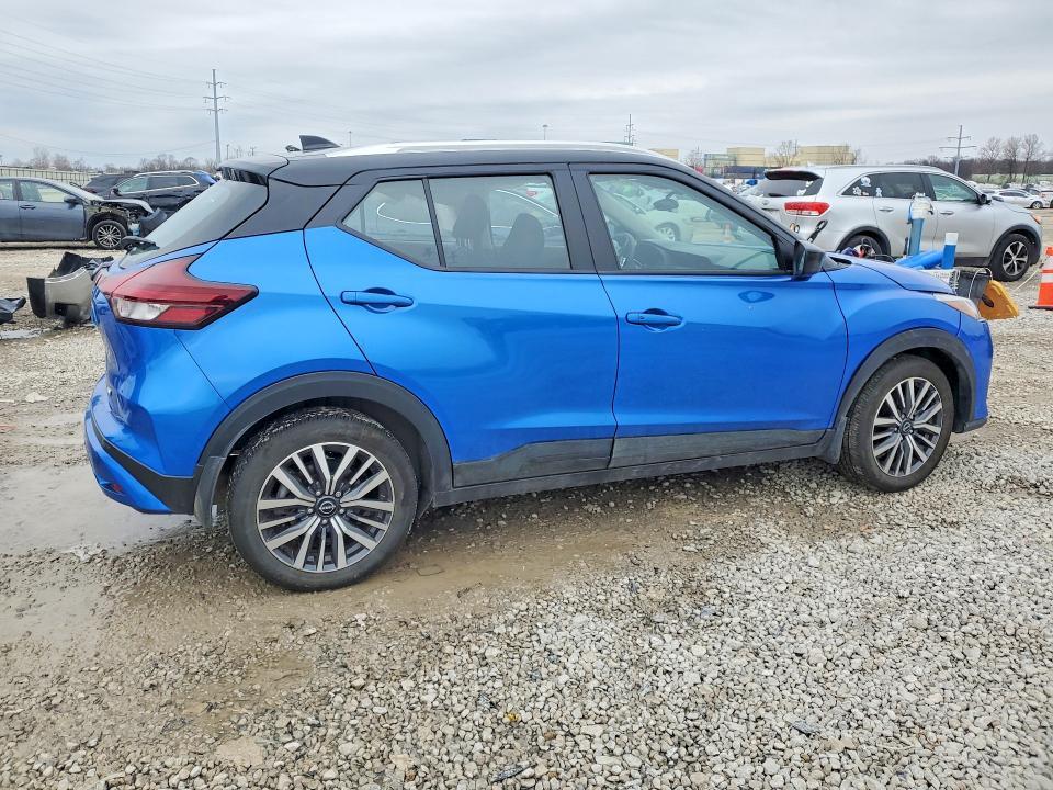 2024 Nissan Kicks sv