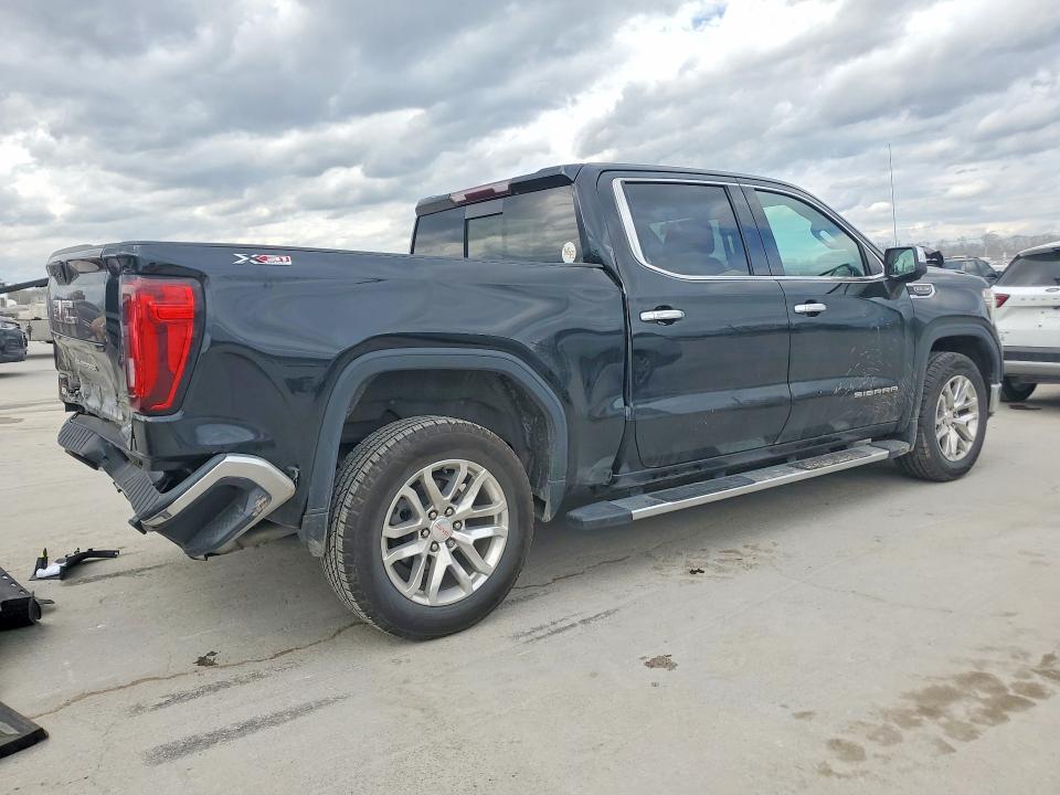 2021 GMC Sierra K1500 SLT