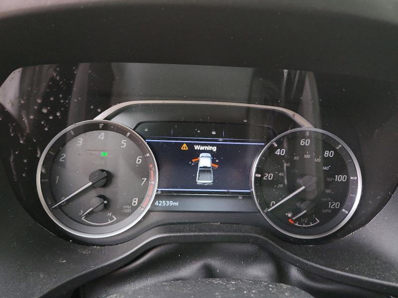 2023 Nissan Titan SV