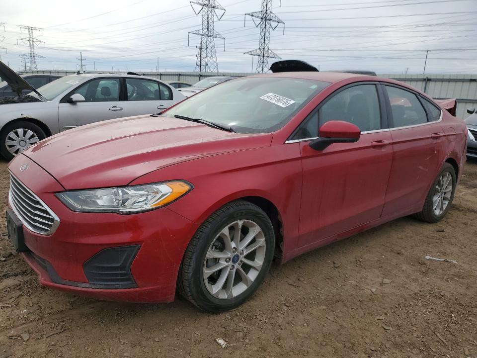 2020 Ford Fusion se