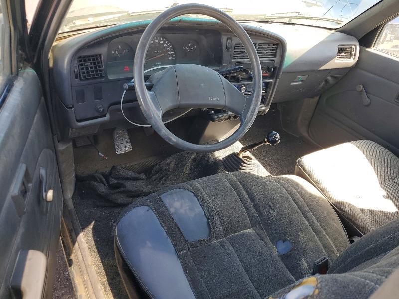 1990 Toyota Pickup Deluxe