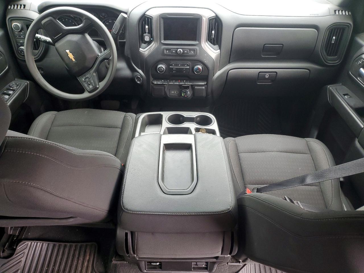 2022 Chevrolet Silverado K1500 Custom