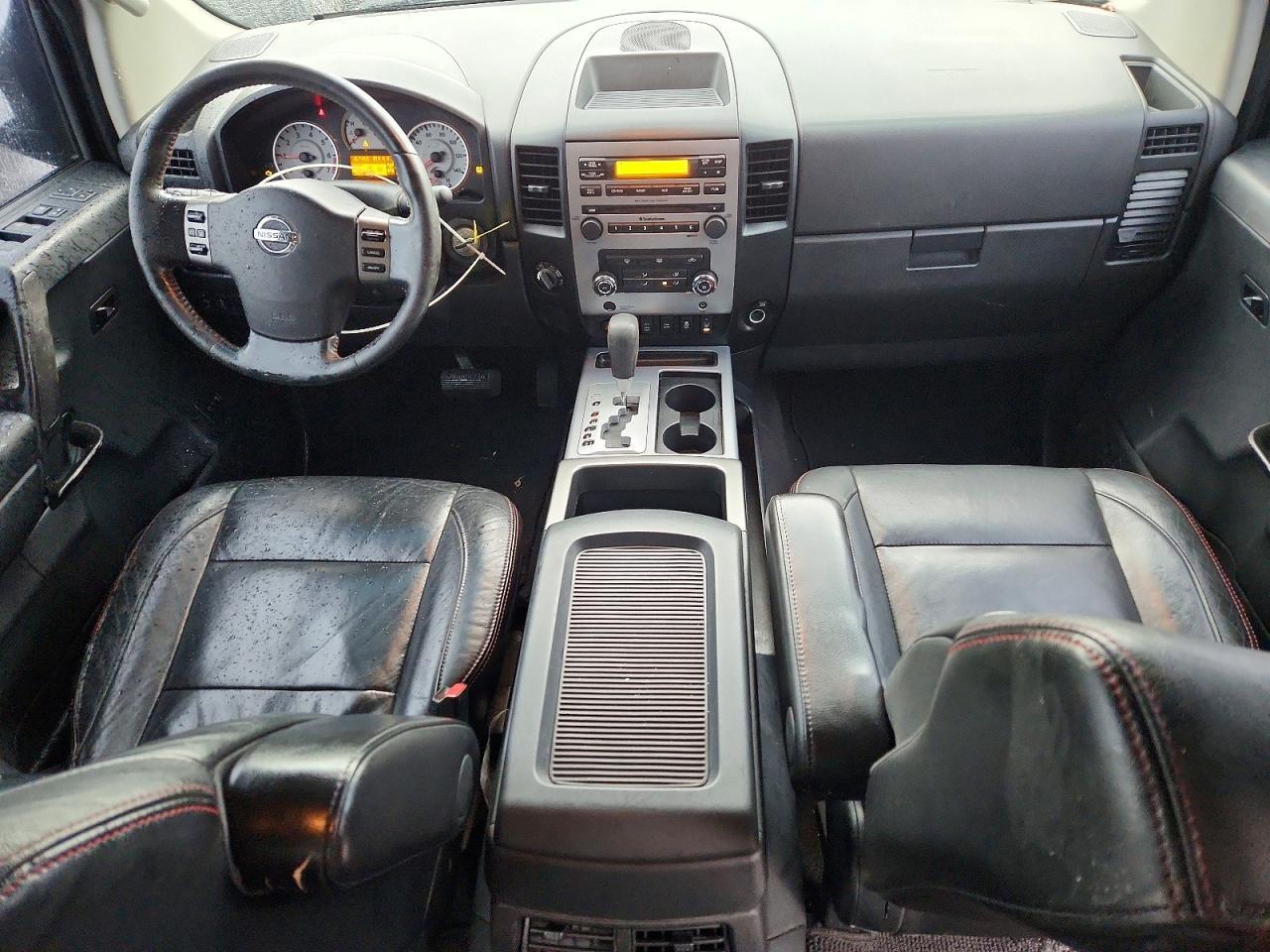 2012 Nissan Titan SV