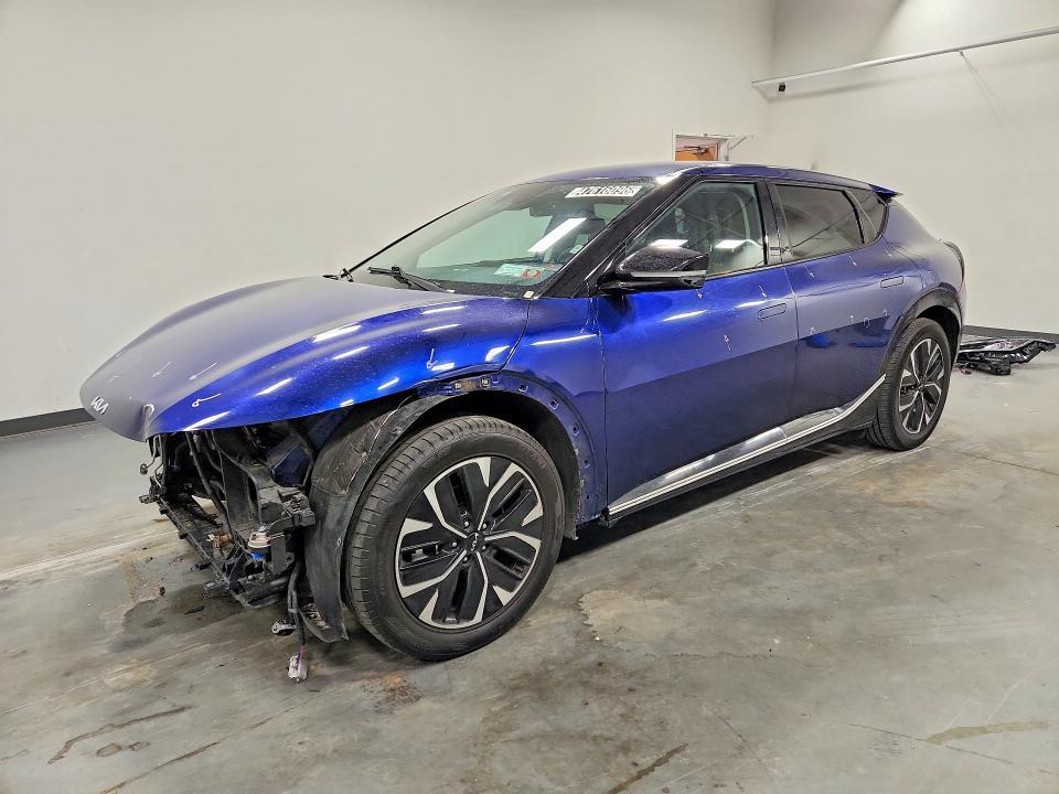 2023 KIA EV6 Wind