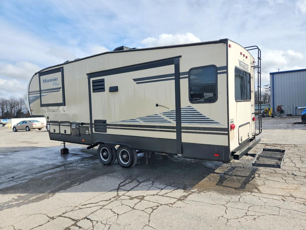 2019 Winnebago Minnie Camper