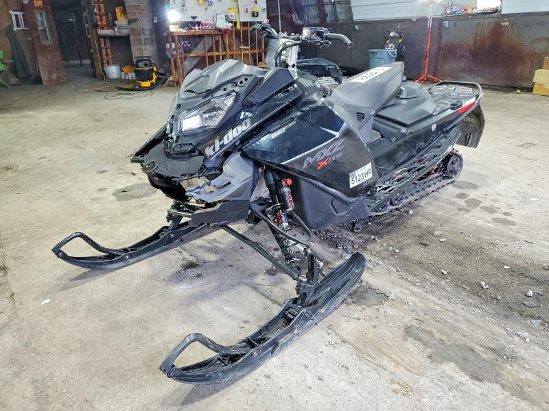 2022 Skidoo Mx z X-rs E-tec 850r